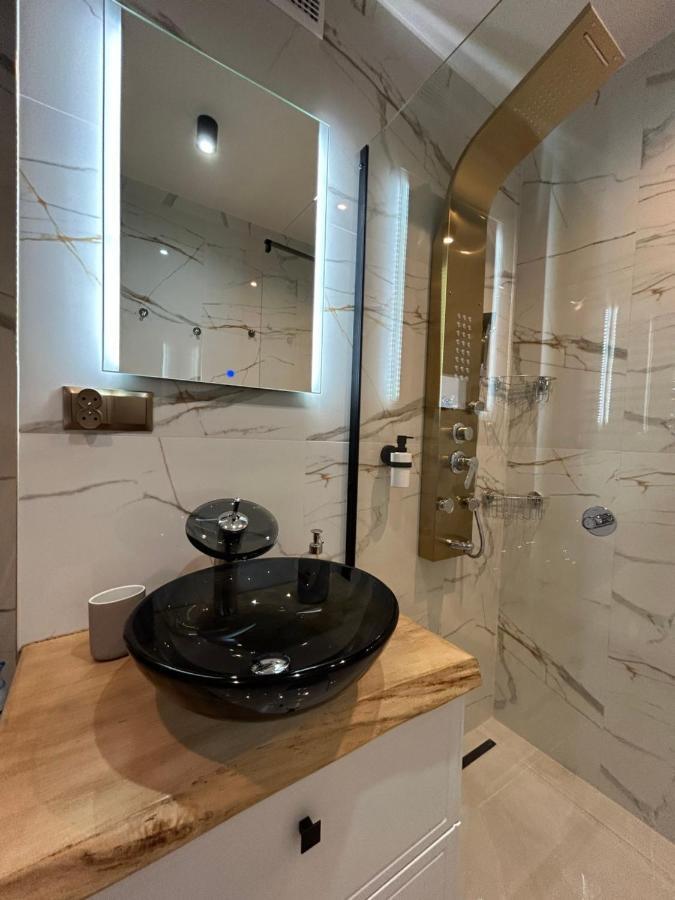 Apartament Z Widokiem Na Gdansk I Zatoke Free & Priv Parking Exterior photo